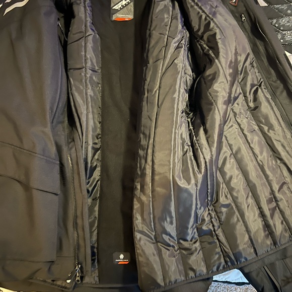 FLY TERRA TREK. Brand new never been worn motorcycle jacket for all climates. - Picture 5 of 10